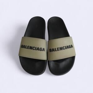 Balenciaga khaki pool slides size